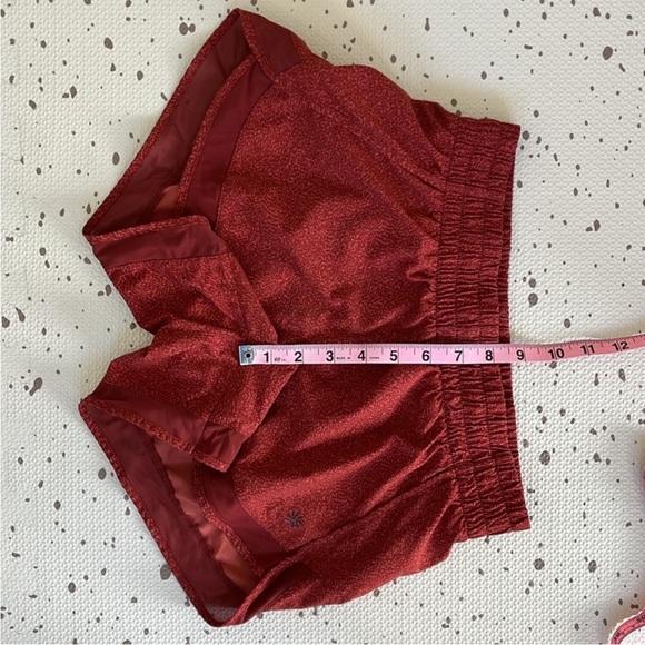 💘 ATHLETA - MESH RACER RUN SHORT 4” RUST RED SPECKLED - Picture 8 of 9